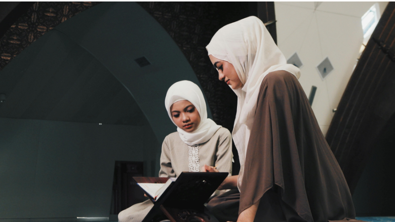 Learning Holy Quran at Home by StudyNest